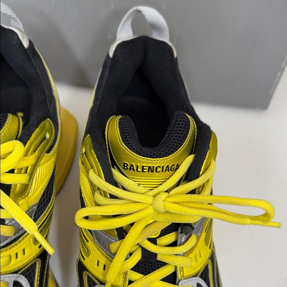 Balenciaga Men's Sneakers in Vibrant Yellow and Black - Picture 6 of 10
